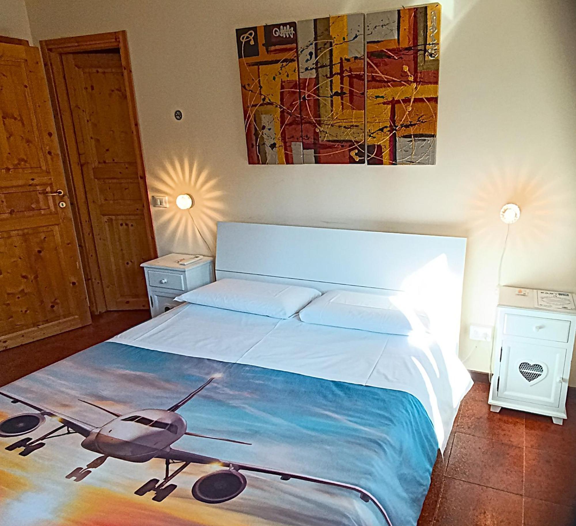Flybgy Hotel Orio al Serio Exterior photo