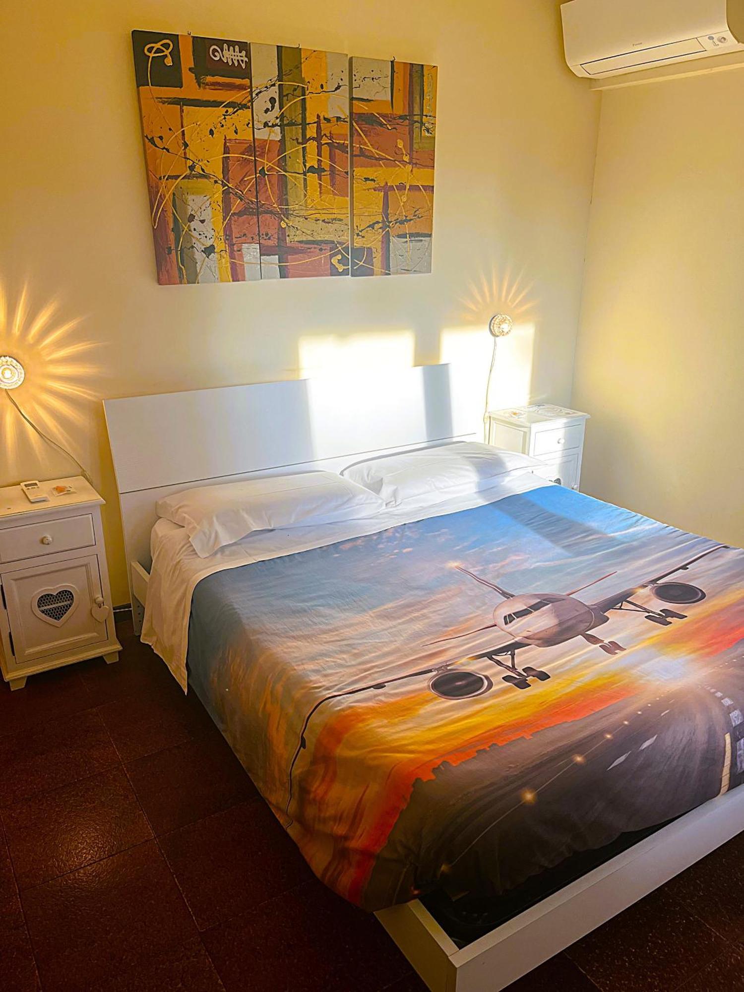 Flybgy Hotel Orio al Serio Exterior photo